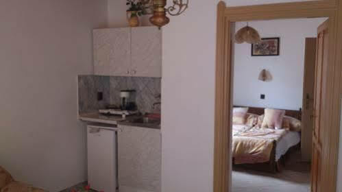 Rozsa Apartman Zalakarosアパートメント エクステリア 写真